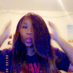 Meet your Posher, Dariahh